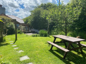 Quirky Cottage with Private Garden Nr New Quay Cardigan Bay